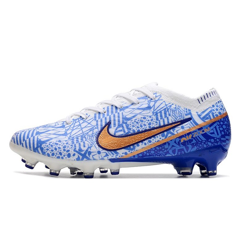 Nike Air Zoom Mercurial Vapor XV Elite AG-Pro Vit Blå Guld för Herr 4 Billiga Fotbollsskor Nike Air Zoom Mercurial Vapor XV Elite AG-Pro Vit Blå Guld 4